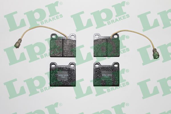 LPR Комплект тормозных колодок, дисковый тормоз 05P155