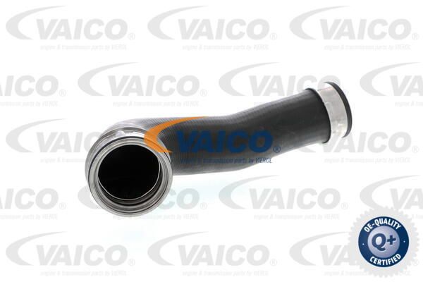 VAICO Трубка нагнетаемого воздуха V10-2700