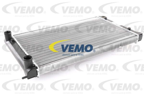 VEMO Радиатор, охлаждение двигателя V15-60-5015